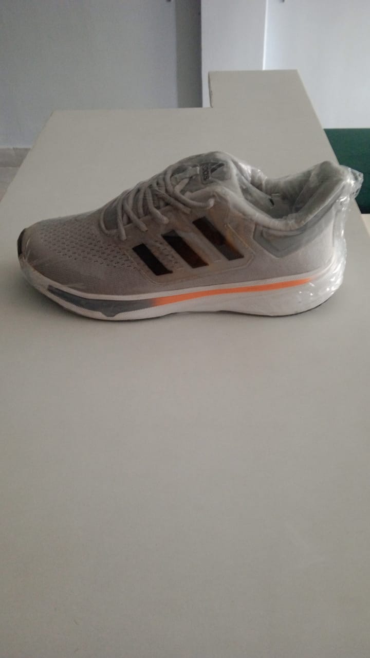 👟 Adidas Sports Shoes